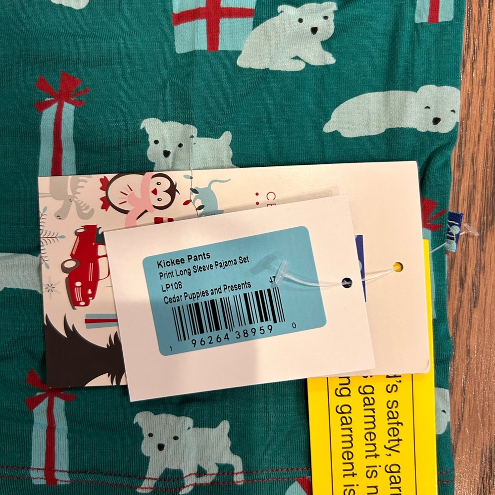 Kickee Pants Toddler 4T pajamas- Christmas Cedar puppies - Picture 2 of 3